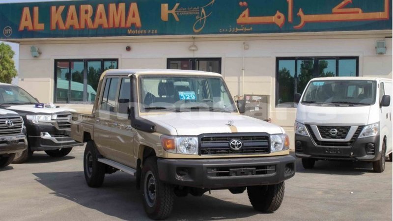 Big with watermark toyota land cruiser abhasia import dubai 2716