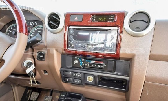 Buy Import Toyota Land Cruiser Beige Car in Import - Dubai in Abhasia Buy Import Toyota Land Cruiser Beige Car in Import - Dubai in Abhasia
