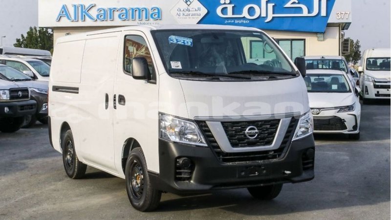 Big with watermark nissan urvan abhasia import dubai 2721