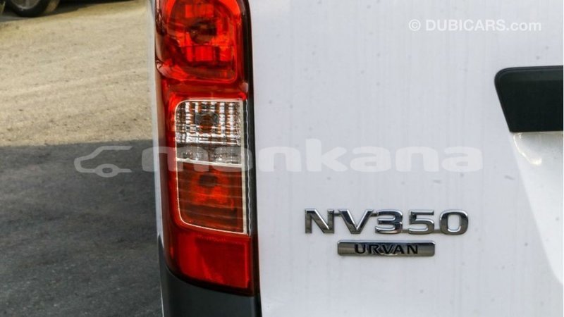 Big with watermark nissan urvan abhasia import dubai 2721