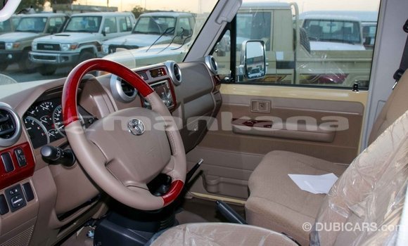 Buy Import Toyota Land Cruiser Beige Car in Import - Dubai in Abhasia Buy Import Toyota Land Cruiser Beige Car in Import - Dubai in Abhasia