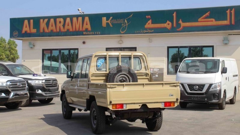 Big with watermark toyota land cruiser abhasia import dubai 2725