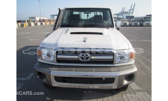 Buy Import Toyota Land Cruiser White Car in Import - Dubai in Abhasia Buy Import Toyota Land Cruiser White Car in Import - Dubai in Abhasia