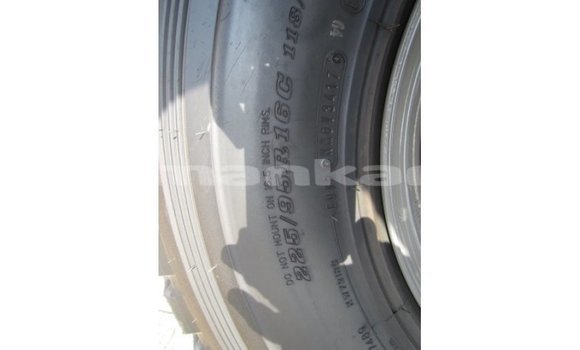 Buy Import Toyota Land Cruiser White Car in Import - Dubai in Abhasia Buy Import Toyota Land Cruiser White Car in Import - Dubai in Abhasia