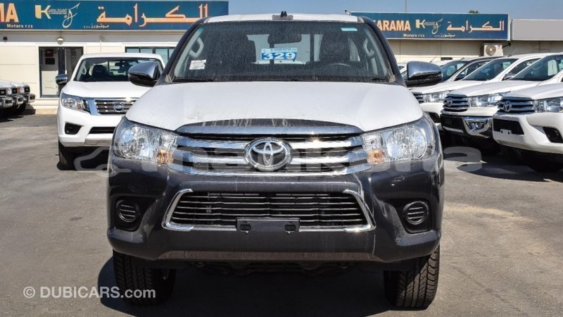 Big with watermark toyota hilux abhasia import dubai 2730