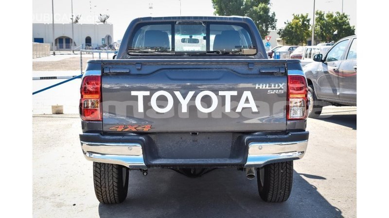 Big with watermark toyota hilux abhasia import dubai 2730