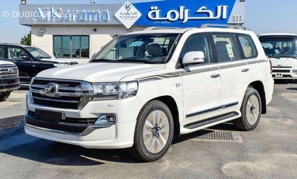 Buy Import Toyota Land Cruiser White Car in Import - Dubai in Abhasia Buy Import Toyota Land Cruiser White Car in Import - Dubai in Abhasia