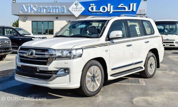 Buy Import Toyota Land Cruiser White Car in Import - Dubai in Abhasia Buy Import Toyota Land Cruiser White Car in Import - Dubai in Abhasia