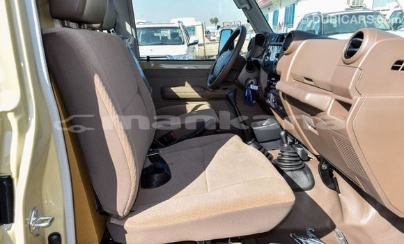 Buy Import Toyota Land Cruiser Beige Car in Import - Dubai in Abhasia Buy Import Toyota Land Cruiser Beige Car in Import - Dubai in Abhasia