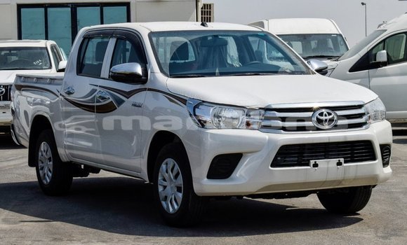 Buy Import Toyota Hilux White Car in Import - Dubai in Abhasia Buy Import Toyota Hilux White Car in Import - Dubai in Abhasia