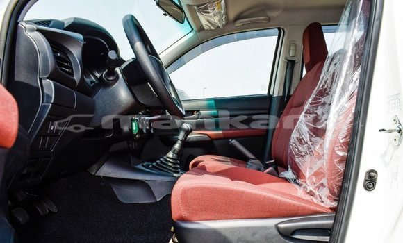 Buy Import Toyota Hilux White Car in Import - Dubai in Abhasia Buy Import Toyota Hilux White Car in Import - Dubai in Abhasia