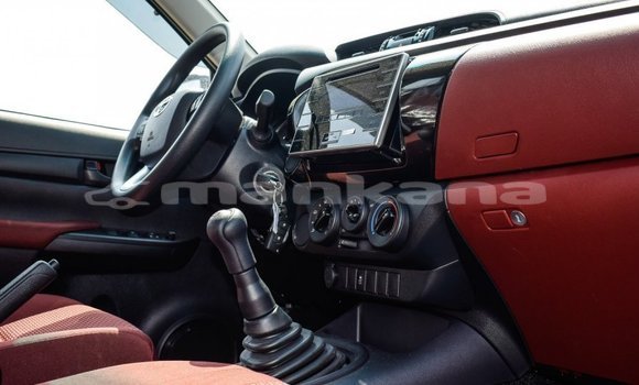 Buy Import Toyota Hilux White Car in Import - Dubai in Abhasia Buy Import Toyota Hilux White Car in Import - Dubai in Abhasia