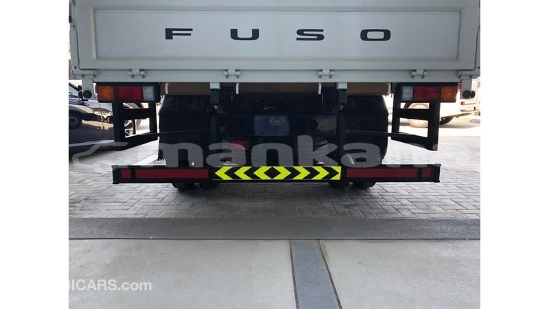 Big with watermark mitsubishi carisma abhasia import dubai 2743