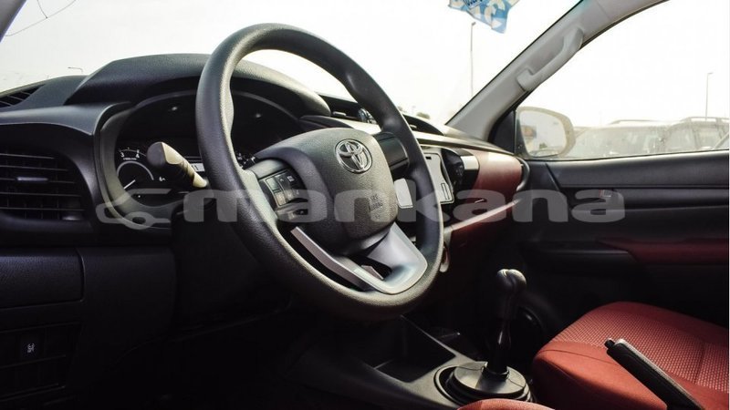 Big with watermark toyota hilux abhasia import dubai 2745