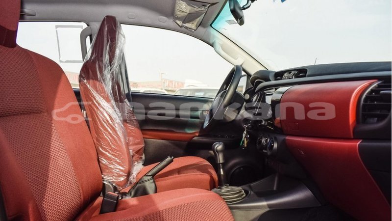 Big with watermark toyota hilux abhasia import dubai 2745