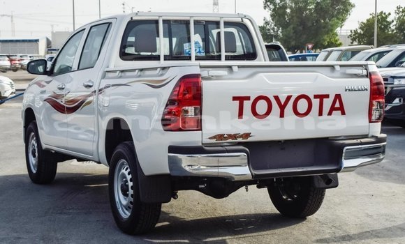 Buy Import Toyota Hilux White Car in Import - Dubai in Abhasia Buy Import Toyota Hilux White Car in Import - Dubai in Abhasia