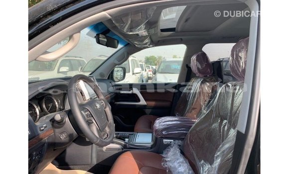 Buy Import Toyota Land Cruiser Black Car in Import - Dubai in Abhasia Buy Import Toyota Land Cruiser Black Car in Import - Dubai in Abhasia