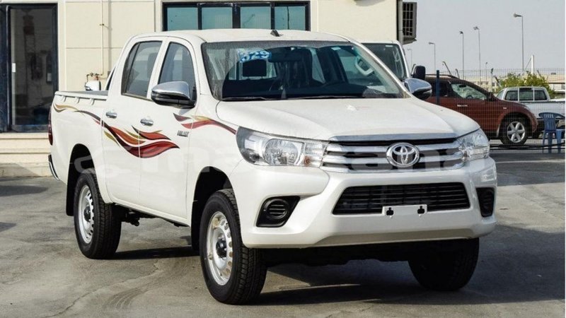 Big with watermark toyota hilux abhasia import dubai 2754