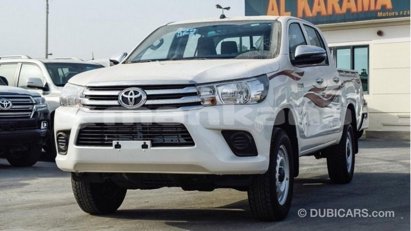 Big with watermark toyota hilux abhasia import dubai 2754