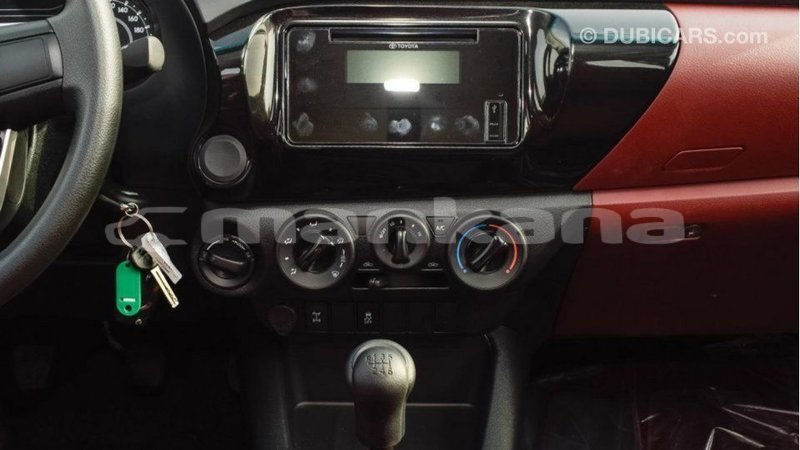 Big with watermark toyota hilux abhasia import dubai 2754