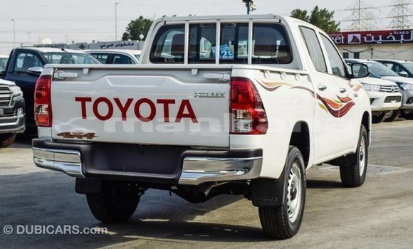 Buy Import Toyota Hilux White Car in Import - Dubai in Abhasia Buy Import Toyota Hilux White Car in Import - Dubai in Abhasia