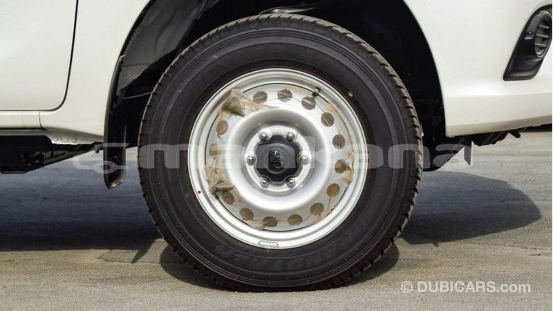 Big with watermark toyota hilux abhasia import dubai 2754