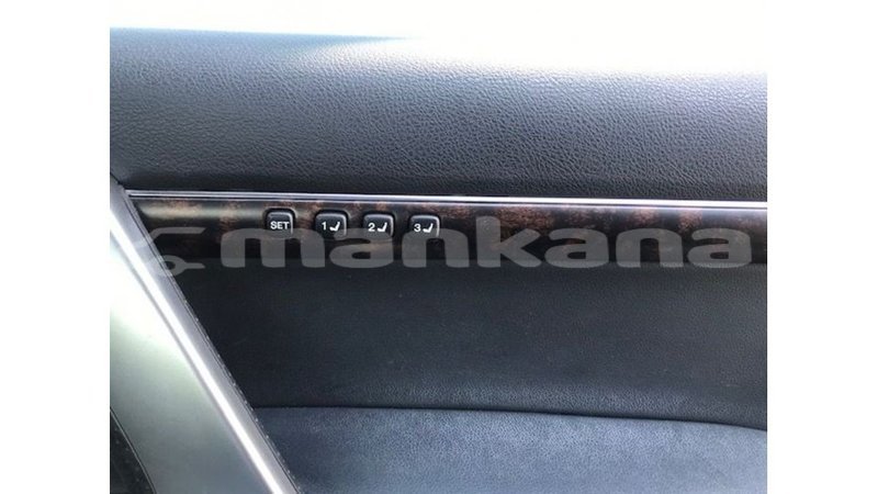 Big with watermark toyota land cruiser abhasia import dubai 2761