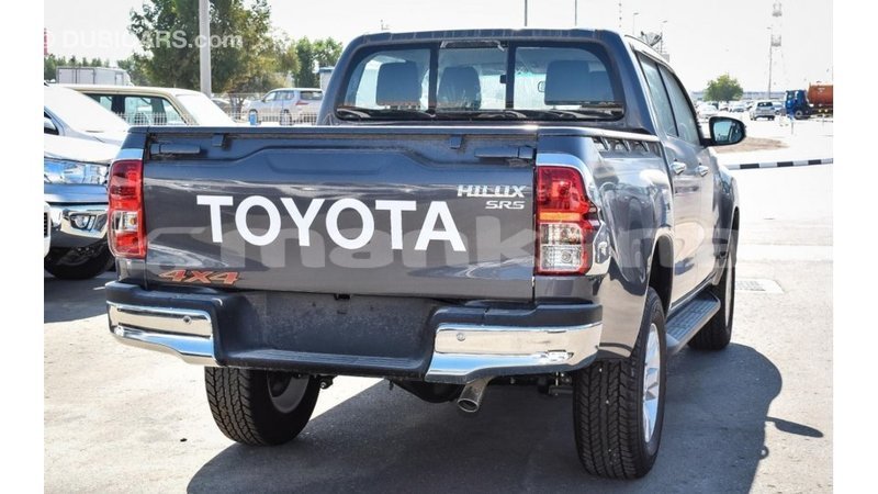 Big with watermark toyota hilux abhasia import dubai 2768
