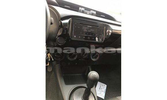Buy Import Toyota Hilux White Car in Import - Dubai in Abhasia Buy Import Toyota Hilux White Car in Import - Dubai in Abhasia