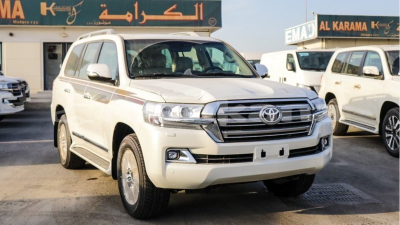 Big with watermark toyota land cruiser abhasia import dubai 2775