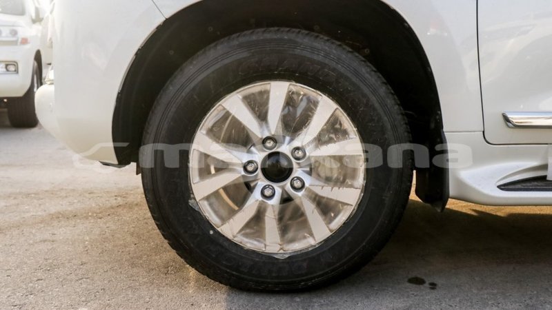 Big with watermark toyota land cruiser abhasia import dubai 2775