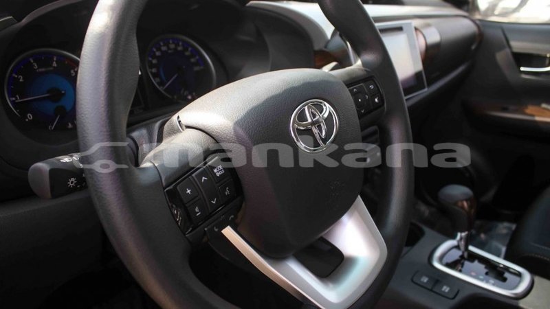 Big with watermark toyota hilux abhasia import dubai 2779