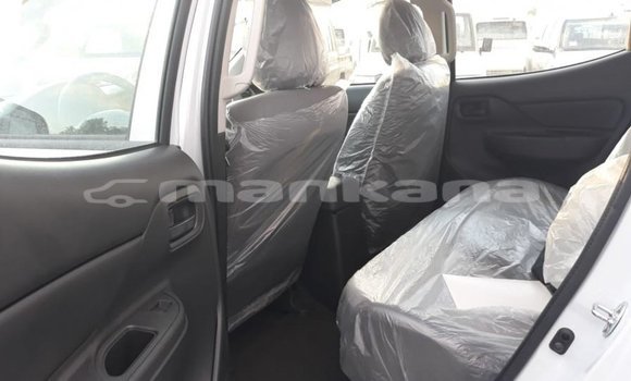 Buy Import Mitsubishi L200 White Car in Import - Dubai in Abhasia Buy Import Mitsubishi L200 White Car in Import - Dubai in Abhasia