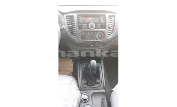 Buy Import Mitsubishi L200 White Car in Import - Dubai in Abhasia Buy Import Mitsubishi L200 White Car in Import - Dubai in Abhasia