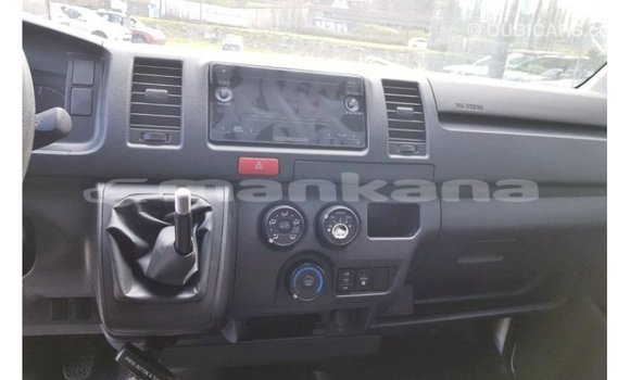 Buy Import Toyota Hiace White Car in Import - Dubai in Abhasia Buy Import Toyota Hiace White Car in Import - Dubai in Abhasia