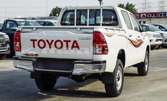 Buy Import Toyota Hilux White Car in Import - Dubai in Abhasia Buy Import Toyota Hilux White Car in Import - Dubai in Abhasia