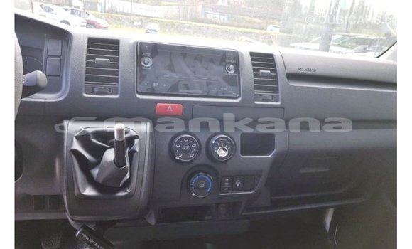 Buy Import Toyota Hiace White Car in Import - Dubai in Abhasia Buy Import Toyota Hiace White Car in Import - Dubai in Abhasia