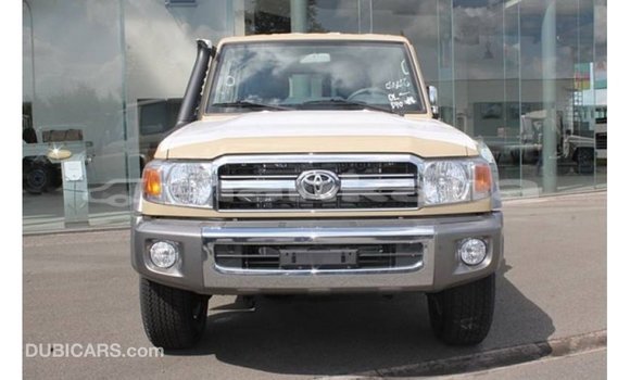 Buy Import Toyota Land Cruiser Beige Car in Import - Dubai in Abhasia Buy Import Toyota Land Cruiser Beige Car in Import - Dubai in Abhasia