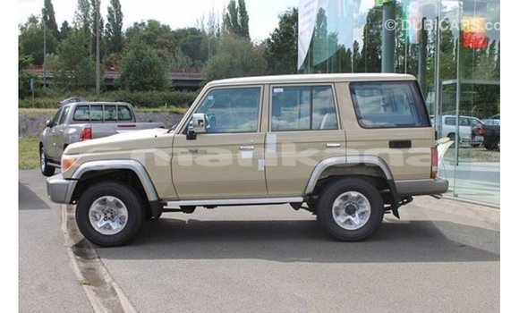 Buy Import Toyota Land Cruiser Beige Car in Import - Dubai in Abhasia Buy Import Toyota Land Cruiser Beige Car in Import - Dubai in Abhasia