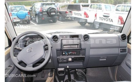 Buy Import Toyota Land Cruiser Beige Car in Import - Dubai in Abhasia Buy Import Toyota Land Cruiser Beige Car in Import - Dubai in Abhasia