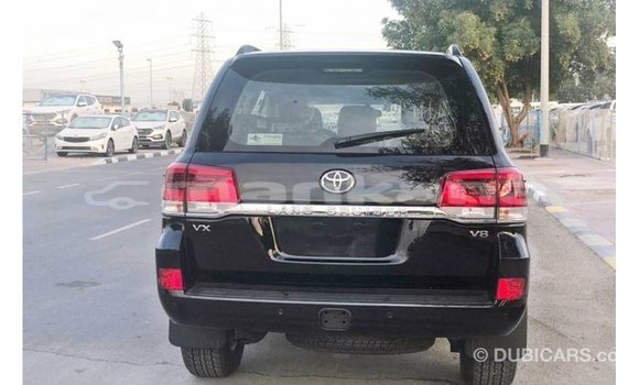 Buy Import Toyota Land Cruiser Black Car in Import - Dubai in Abhasia Buy Import Toyota Land Cruiser Black Car in Import - Dubai in Abhasia