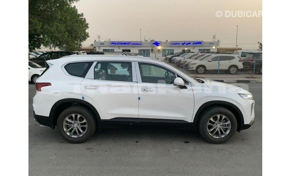 Buy Import Hyundai Santa Fe White Car in Import - Dubai in Abhasia Buy Import Hyundai Santa Fe White Car in Import - Dubai in Abhasia