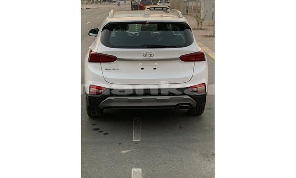 Buy Import Hyundai Santa Fe White Car in Import - Dubai in Abhasia Buy Import Hyundai Santa Fe White Car in Import - Dubai in Abhasia