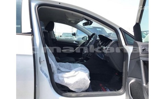 Buy Import Volkswagen Golf White Car in Import - Dubai in Abhasia Buy Import Volkswagen Golf White Car in Import - Dubai in Abhasia