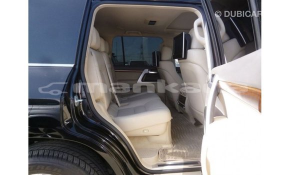 Buy Import Toyota Land Cruiser Black Car in Import - Dubai in Abhasia Buy Import Toyota Land Cruiser Black Car in Import - Dubai in Abhasia