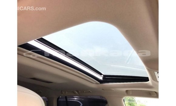 Buy Import Toyota Land Cruiser White Car in Import - Dubai in Abhasia Buy Import Toyota Land Cruiser White Car in Import - Dubai in Abhasia