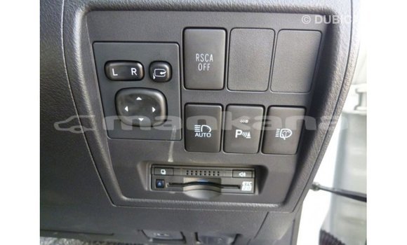 Buy Import Toyota Land Cruiser White Car in Import - Dubai in Abhasia Buy Import Toyota Land Cruiser White Car in Import - Dubai in Abhasia