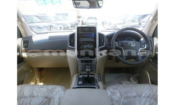 Buy Import Toyota Land Cruiser Black Car in Import - Dubai in Abhasia Buy Import Toyota Land Cruiser Black Car in Import - Dubai in Abhasia
