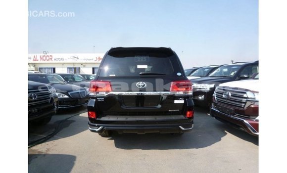 Buy Import Toyota Land Cruiser Black Car in Import - Dubai in Abhasia Buy Import Toyota Land Cruiser Black Car in Import - Dubai in Abhasia