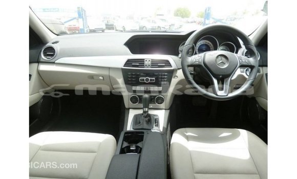 Buy Import Mercedes-Benz 190 Black Car in Import - Dubai in Abhasia Buy Import Mercedes-Benz 190 Black Car in Import - Dubai in Abhasia
